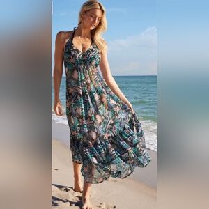 NWOT VENUS Floral Maxi Dress
